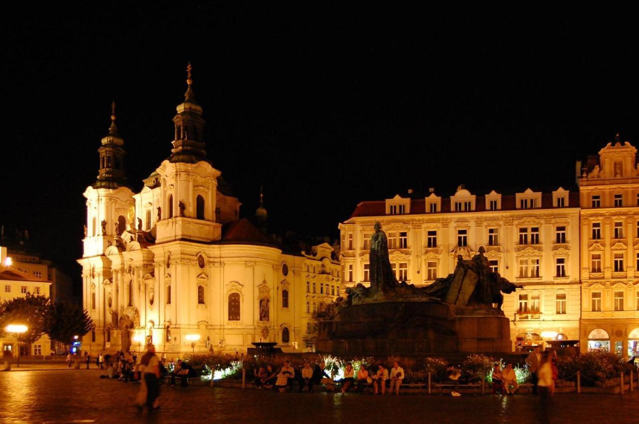 Apartment Vltava Praga Esterno foto