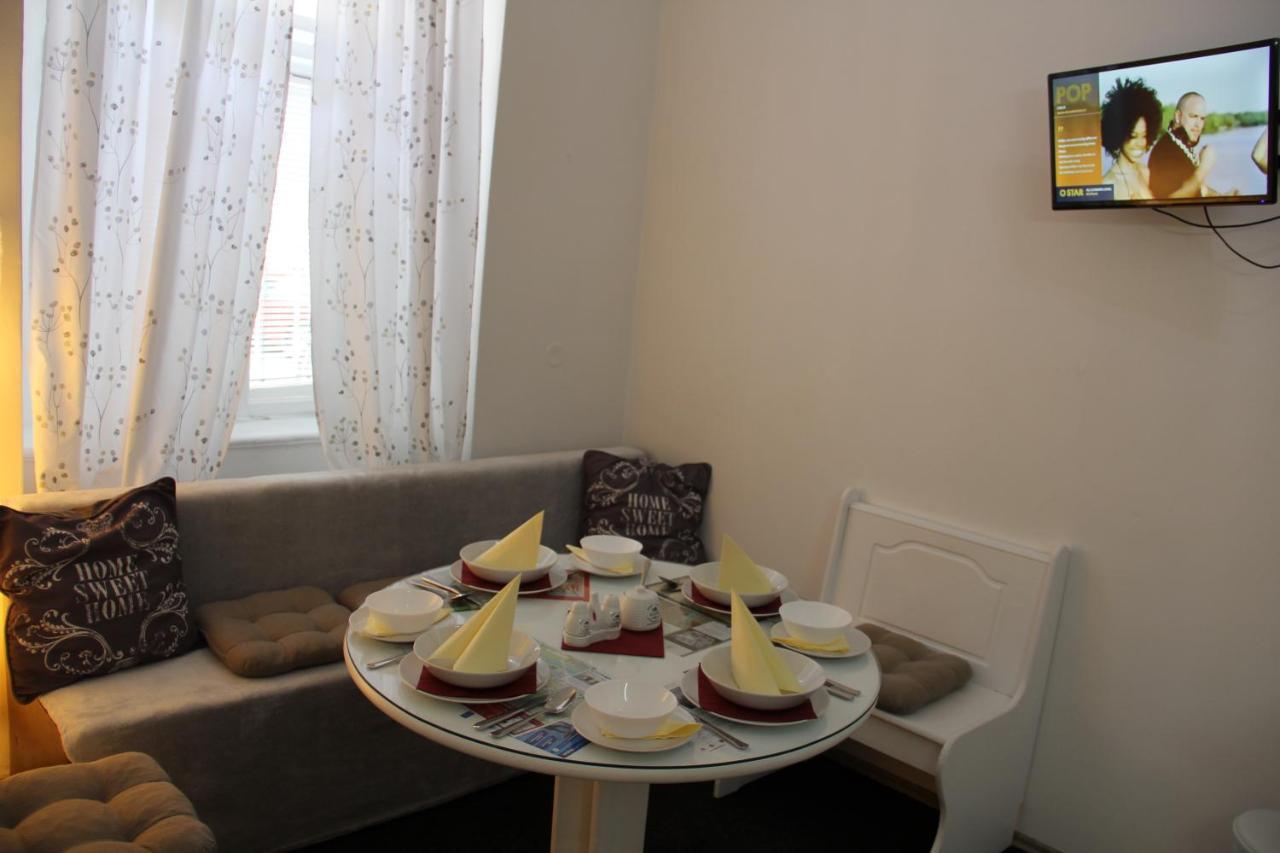 Apartment Vltava Praga Esterno foto
