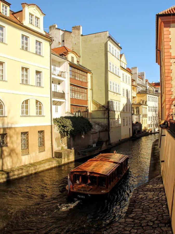 Apartment Vltava Praga Esterno foto